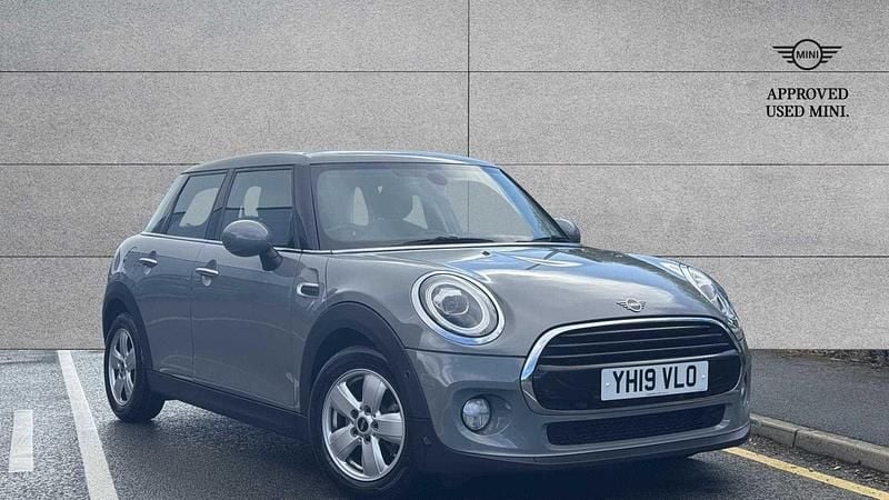 Grey Used 2019 Mini Cooper Classic Hatchback | £14,491 (Fair price) - Image 1/4