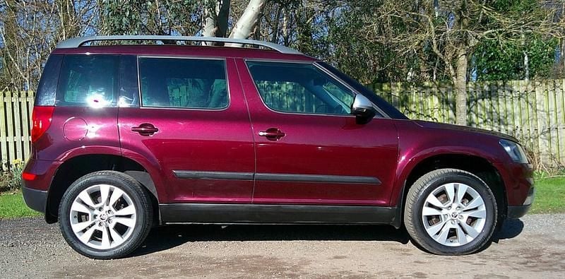 Used Skoda Yeti SE L 2015 Maroon SUV