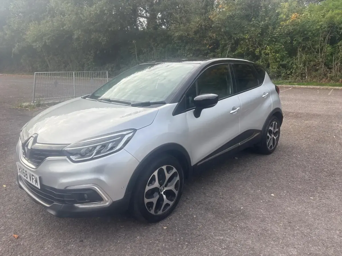 Second-hand Renault Captur GT-Line 90 CP (66 kW) 2018 Argintiu SUV
