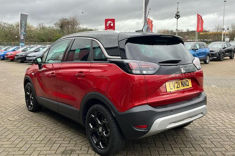 Used Vauxhall Crossland SRi 130 HP (95 kW) 2021 Red SUV