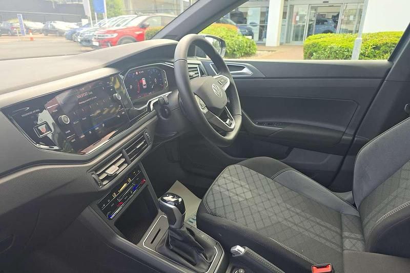 Image 2/4