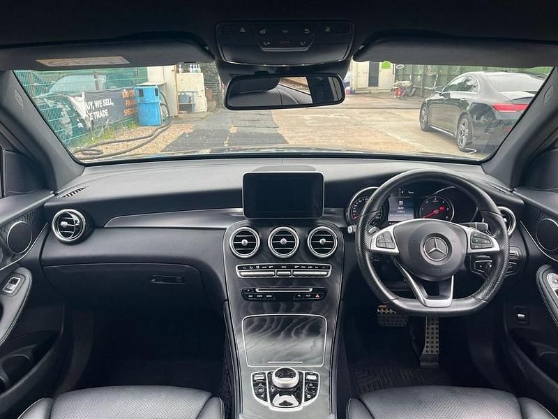 Used Mercedes GLC220 AMG line 170 HP (125 kW) 2018 Grey SUV