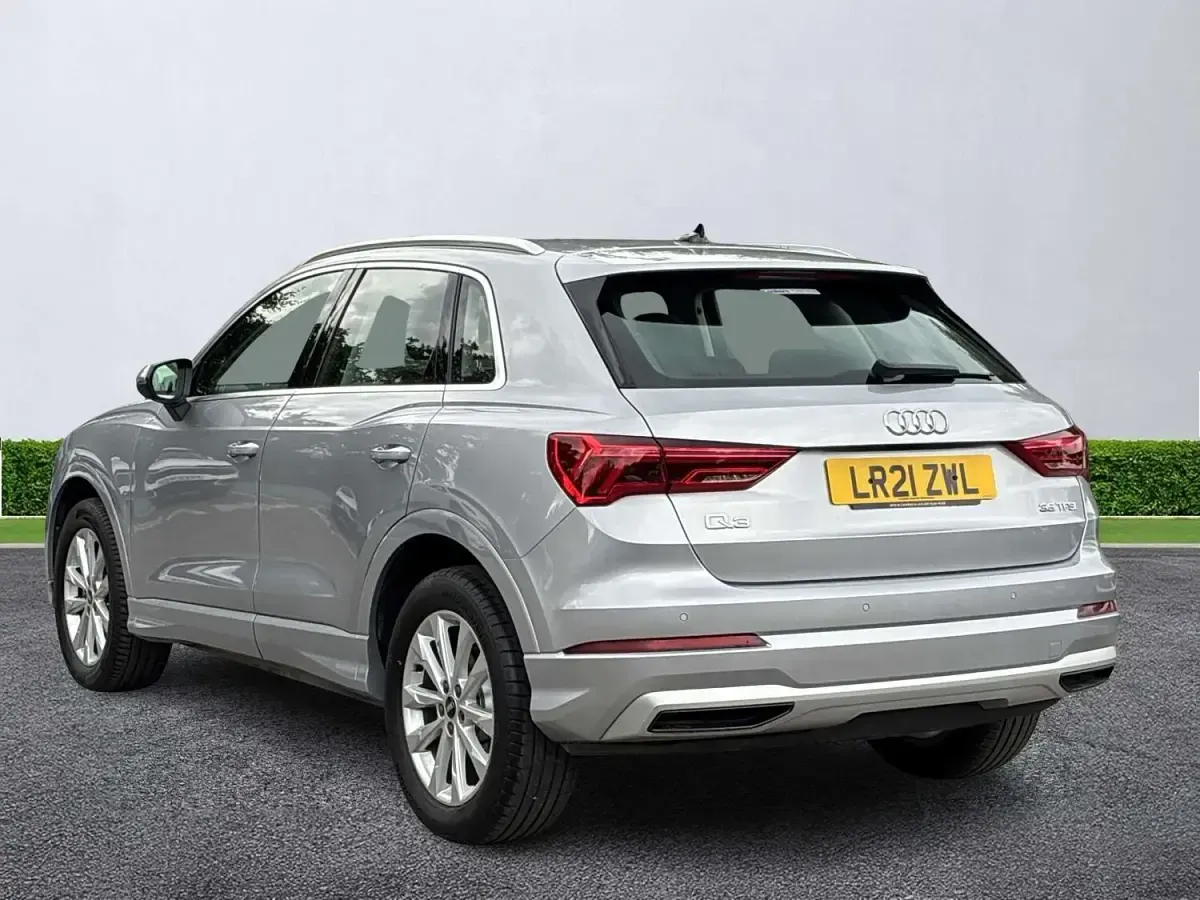 Used Audi Q3 Sport 150 HP (110 kW) 2021 Silver SUV
