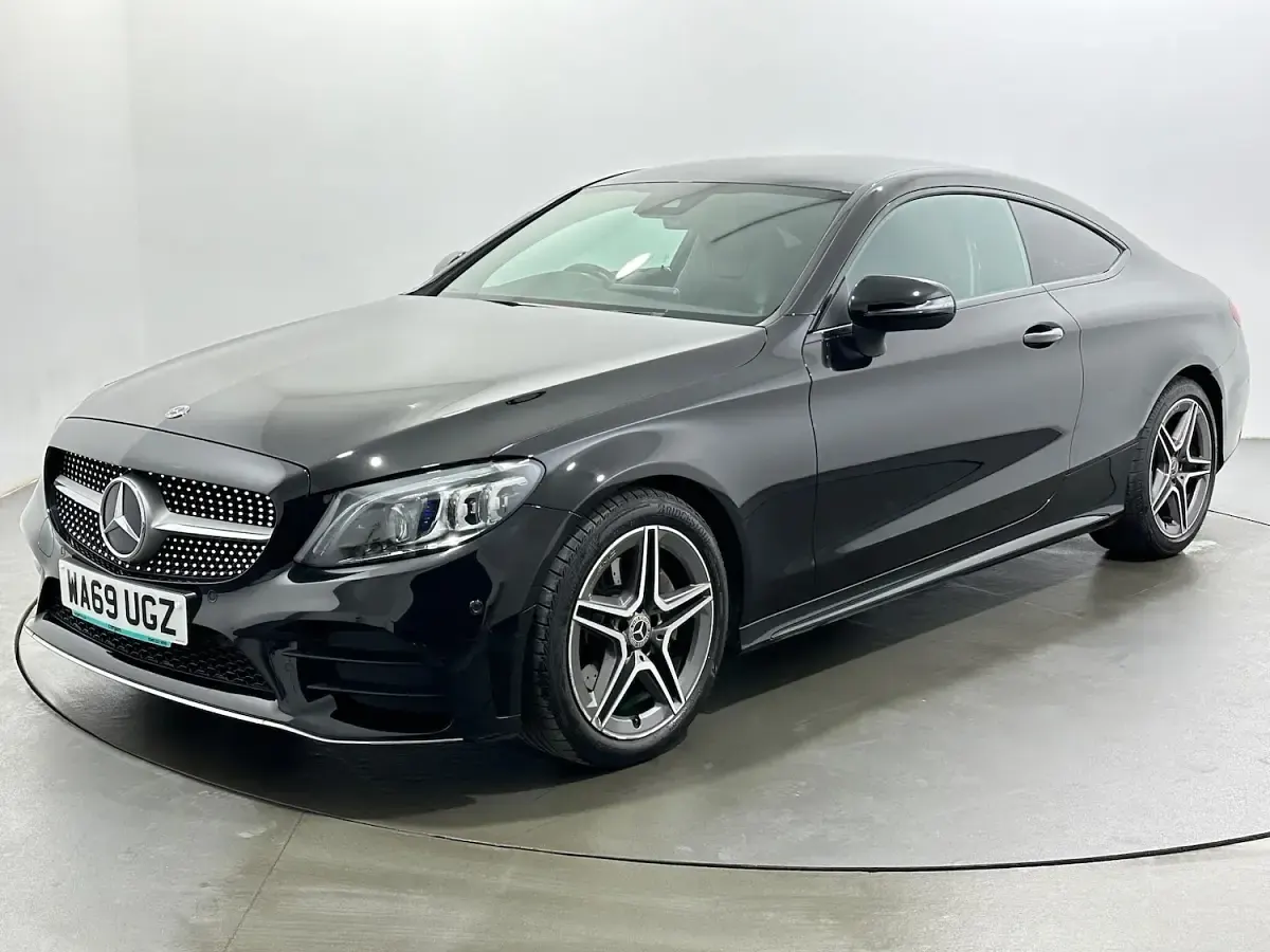 Used Mercedes C200 AMG Line Premium 184 HP (135 kW) 2019 Black Coupe