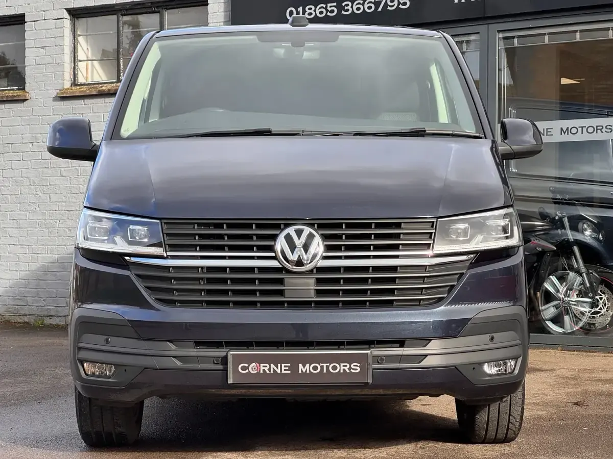 Used VW Transporter Highline 150 HP (110 kW) 2023 Blue Van