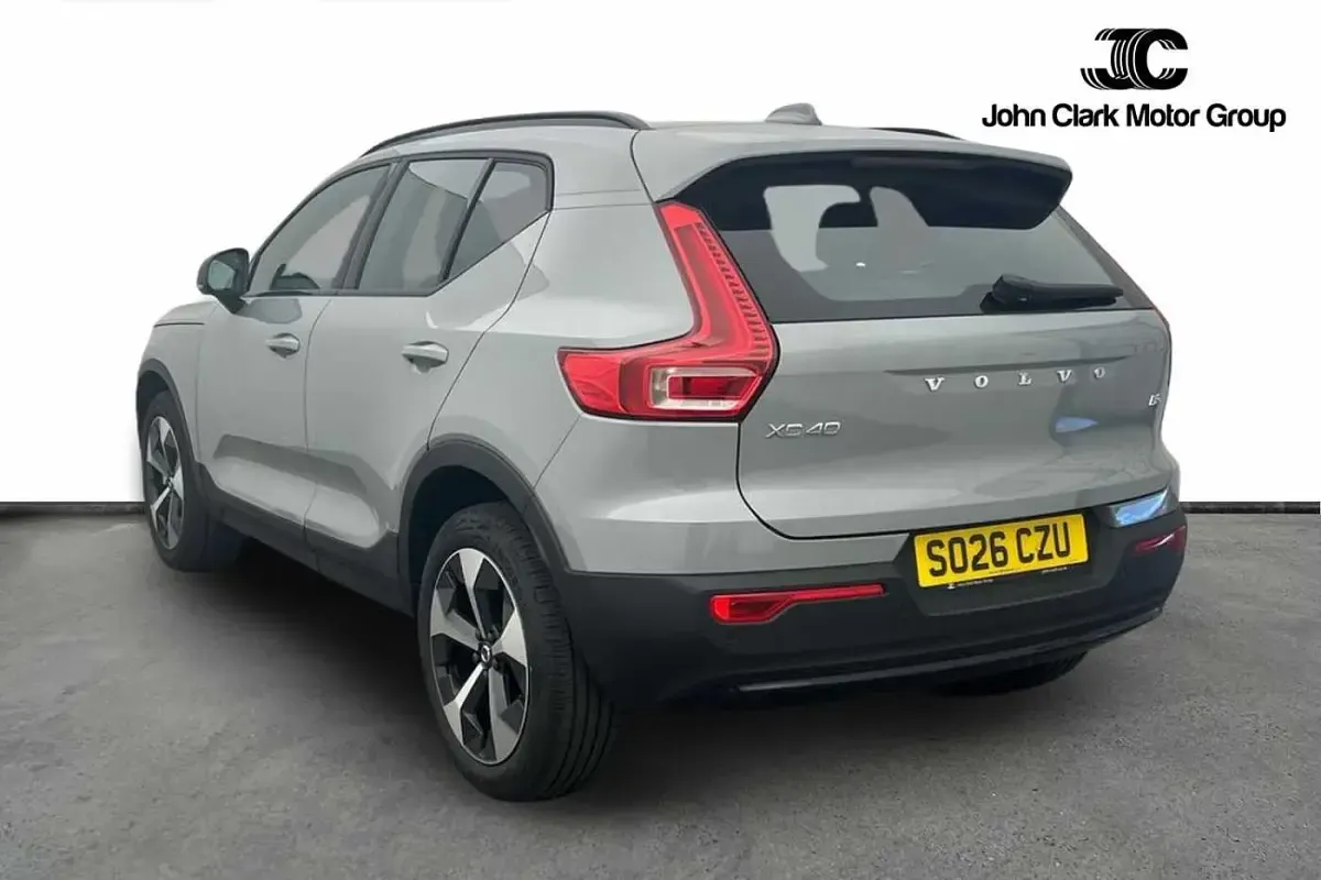 New Volvo XC40 Plus 161 HP (118 kW) 2026 Grey SUV