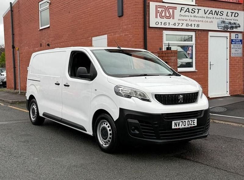 White Used 2020 Peugeot Expert Van | £8,949 (Super price) - Image 1/4