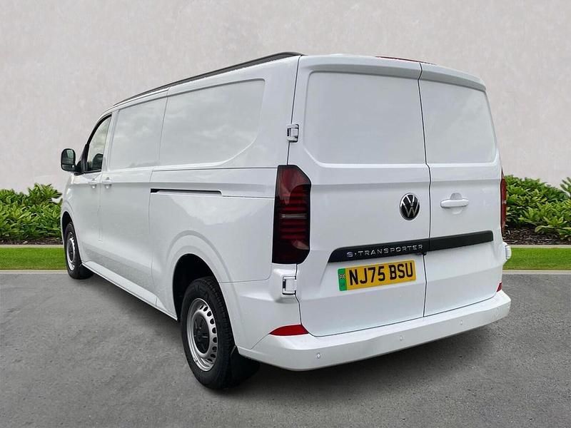 New VW Transporter 100 kW (136 HP) 2025 White Van
