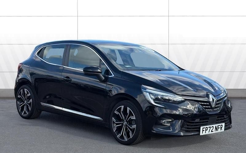 Używany Renault Clio V SE 90 KM (66 kW) 2022 Hatchback