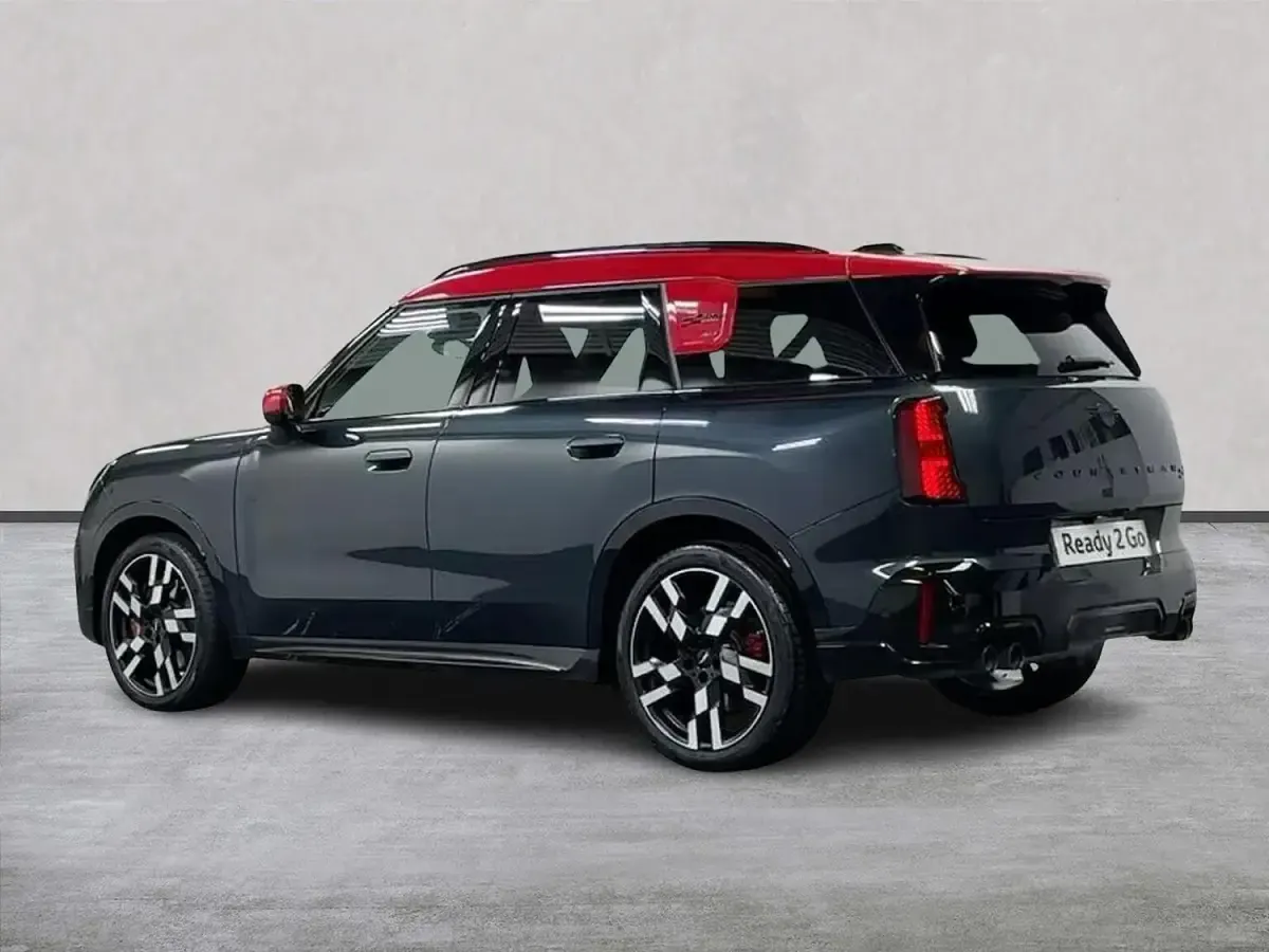 Usado Mini John Cooper Works 300 CV (220 kW) 2025 Gris Utilitario