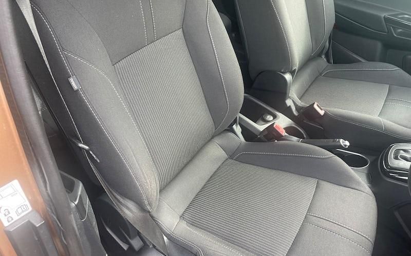 Usado Ford B-MAX Zetec 105 HP (77 kW) 2016 Monovolume