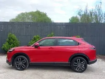 Used Honda HR-V Elegance 131 HP (96 kW) 2022 Red SUV