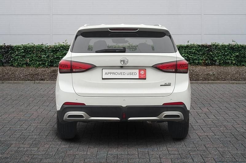 New MG ZS Trophy 2025 White Hatchback