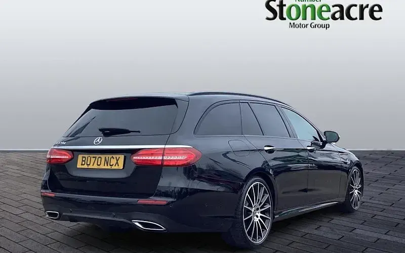 Used Mercedes E220 AMG line 194 HP (142 kW) 2020 Black Estate