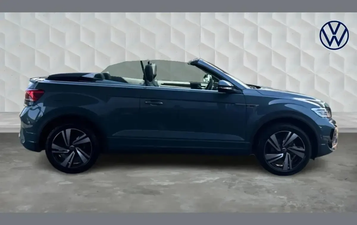 Used VW T-Roc Cabriolet R-line 150 HP (110 kW) 2025 Blue Cabriolet