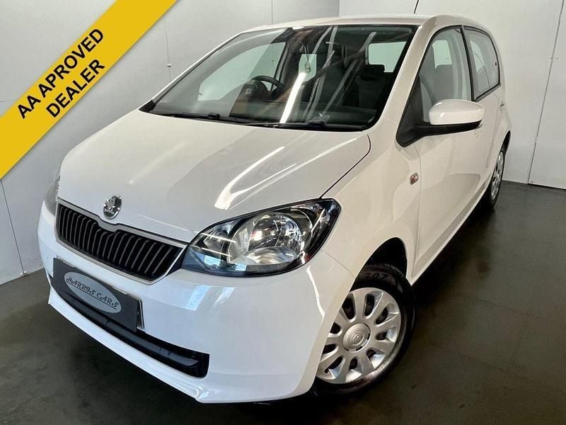 Used Skoda Citigo SE 2015 White Hatchback