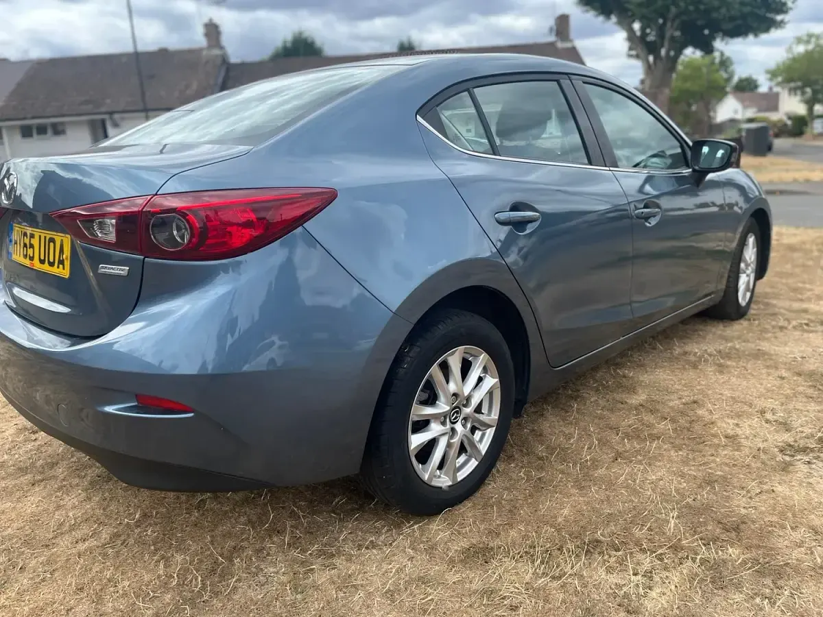 Used Mazda 3 150 HP (110 kW) 2015 Blue Sedan