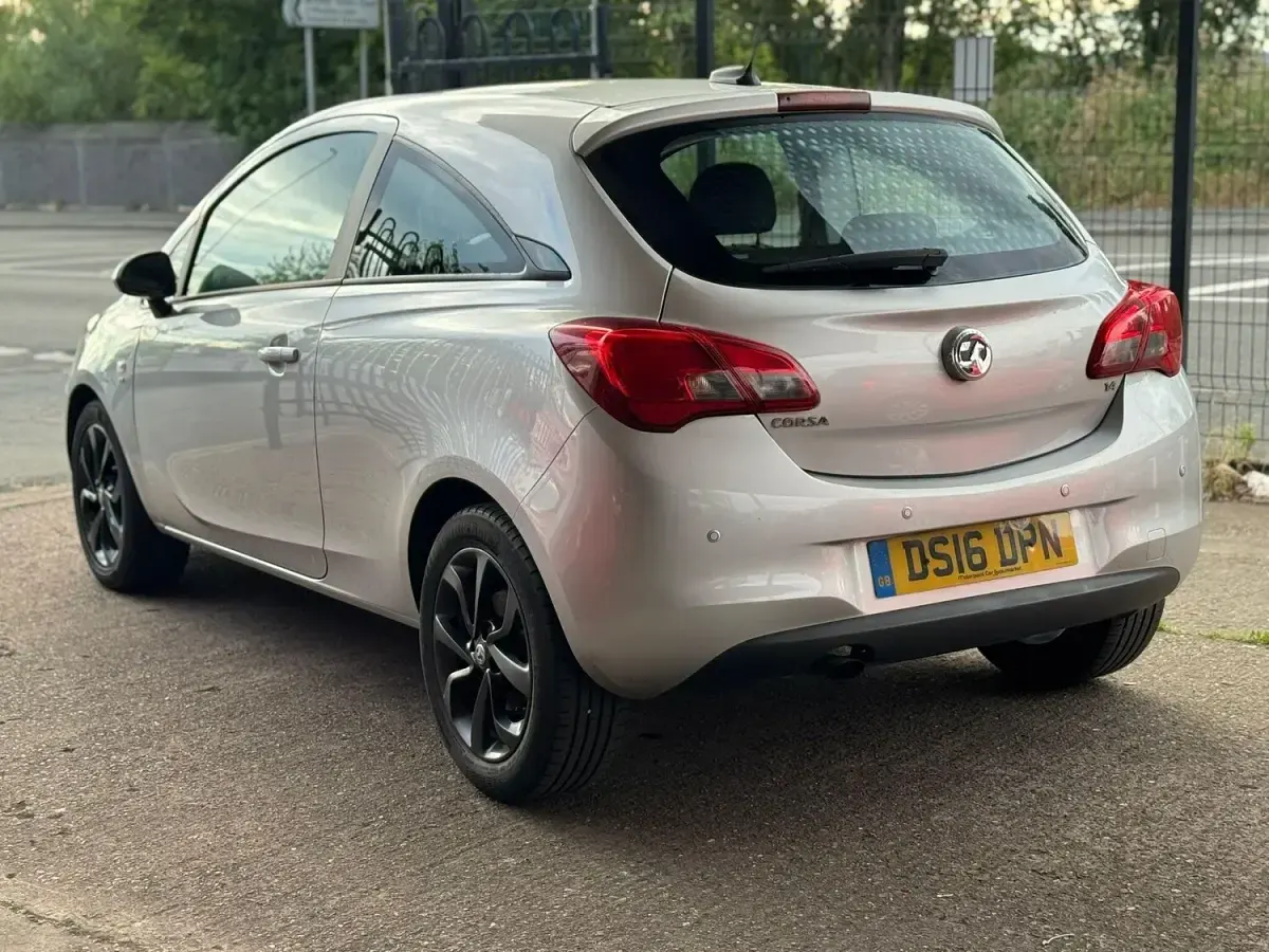 Used Vauxhall Corsa SRi 2016 Silver Hatchback