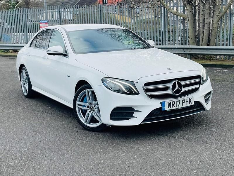 White Used 2017 Mercedes E350 AMG line Sedan | £13,575 - Image 1/4