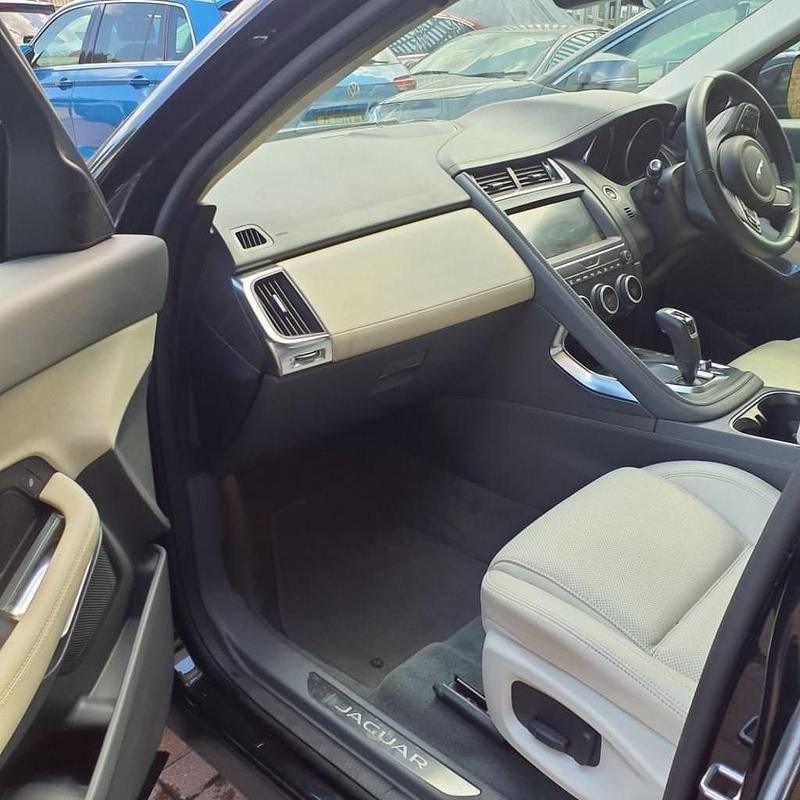 Used Jaguar E-Pace S 200 HP (147 kW) 2020 Black SUV