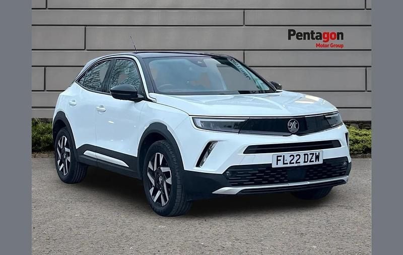 Used Vauxhall Mokka Edition 99 HP (72 kW) 2022 White SUV