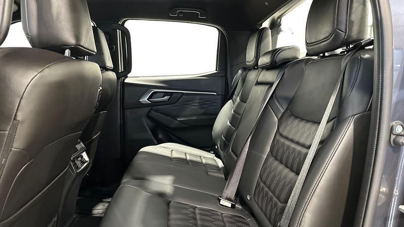 Usado Isuzu D-Max 163 CV (119 kW) 2025 Gris Pickup/Camioneta