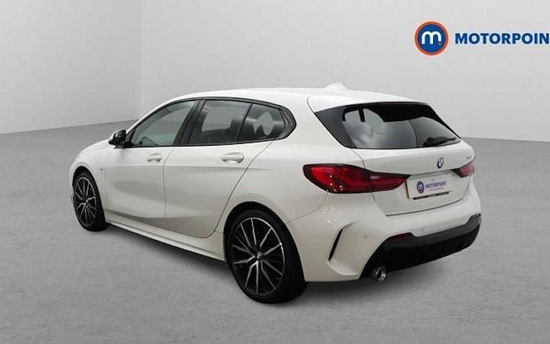 Used BMW 118 M Sport 140 HP (102 kW) 2020 White Hatchback