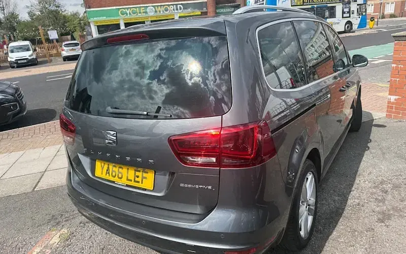 Used Seat Alhambra Ecomotive 150 HP (110 kW) 2017 Grey MPV