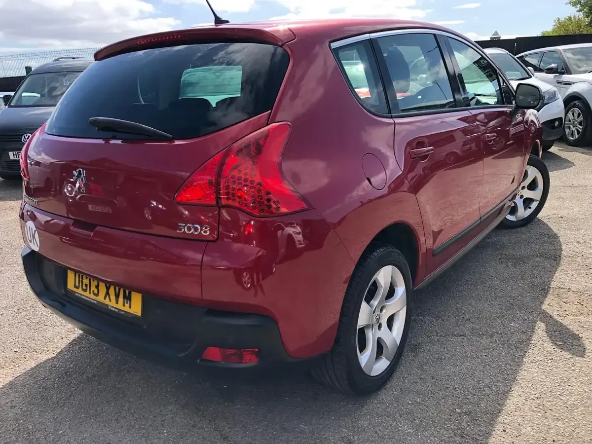 Used Peugeot 3008 Active 2013 Red Estate