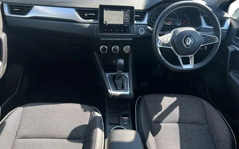 Used Renault Captur Techno 143 HP (105 kW) 2023 Black SUV