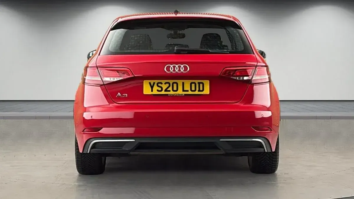 Used Audi A3 Sportback e-tron Advanced 2020 Tango red metallic/tango red metallic Hatchback