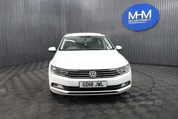 Usado VW Passat S 120 CV (88 kW) 2018 Blanco Familiar