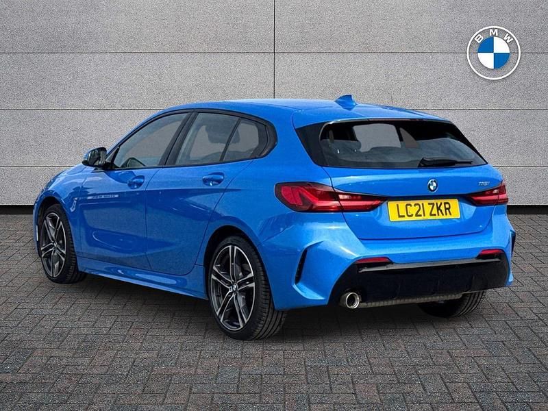 Used BMW 118 M Sport 134 HP (98 kW) 2021 Blue Hatchback
