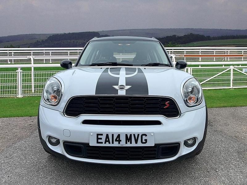 Used Mini Cooper S 2014 White Hatchback
