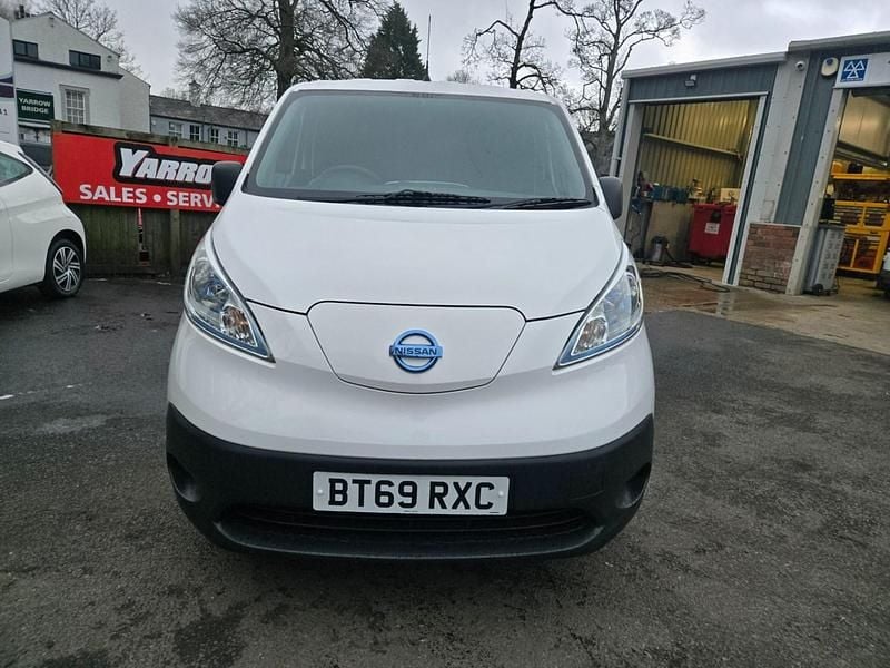 Used Nissan e-NV200 Acenta 80 kW (109 HP) 2019 White MPV