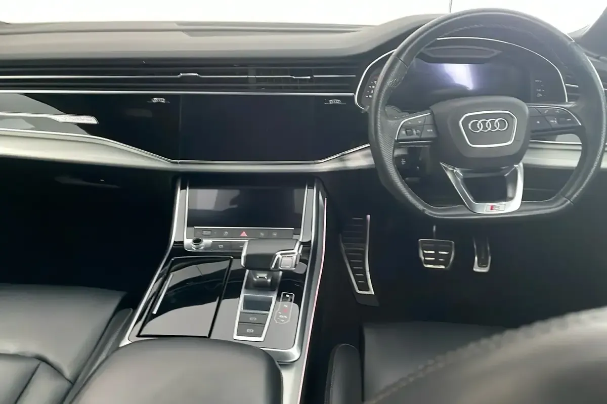 Used Audi Q7 S-Line 286 HP (210 kW) 2021 Blue SUV