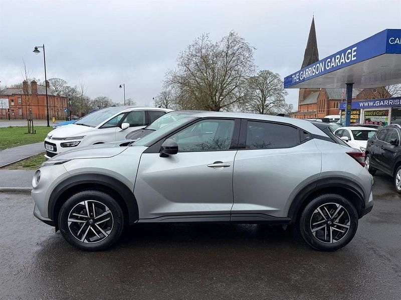 Used Nissan Juke N-Connecta 114 HP (83 kW) 2025 Silver SUV