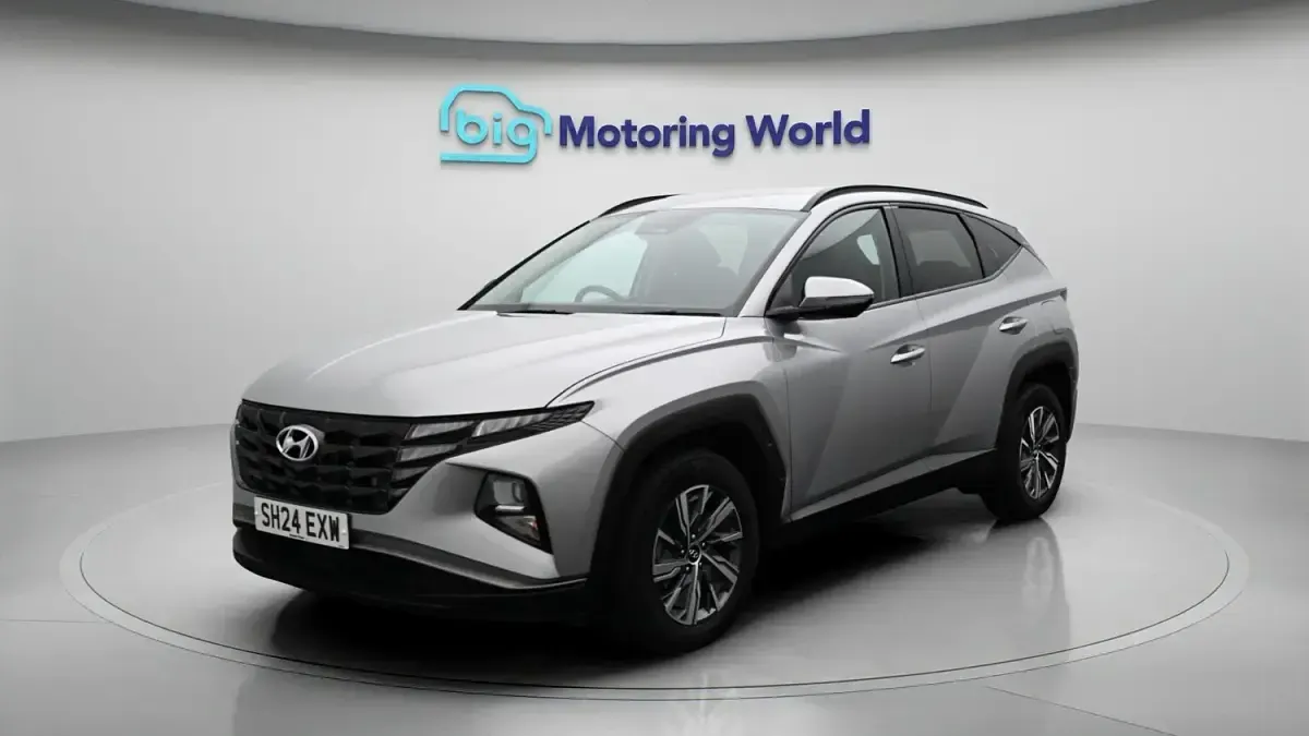 Begagnad Hyundai Tucson SE 150 HK (110 kW) 2024 Silver SUV