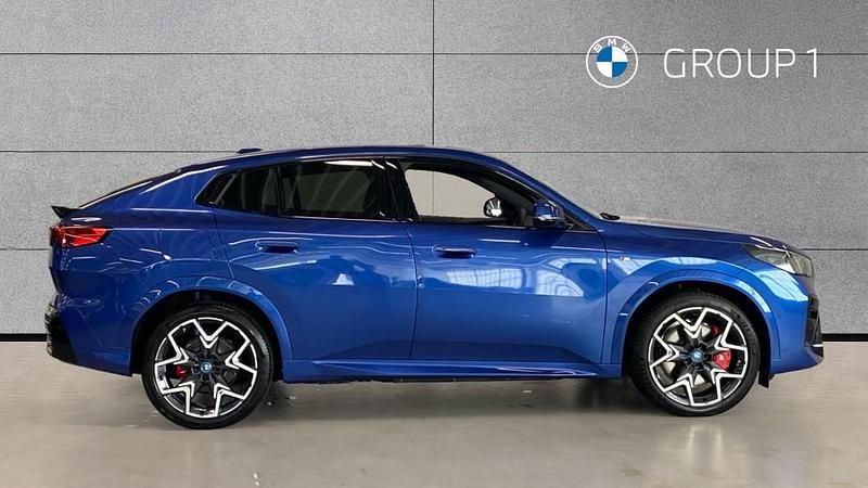 Used BMW iX2 Comfort Edition 150 kW (204 HP) 2025 Portimao blue SUV