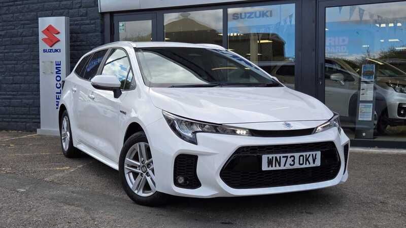 Super white Used 2023 Suzuki Swace Estate | £19,995 (Fair price) - Image 1/4