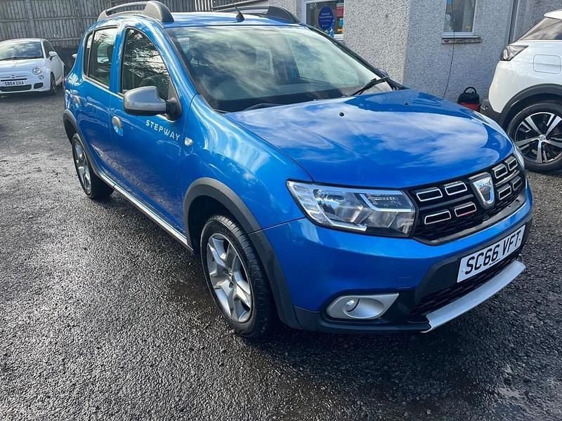 Used Dacia Sandero Ambiance 90 HP (66 kW) 2017 Blue Hatchback