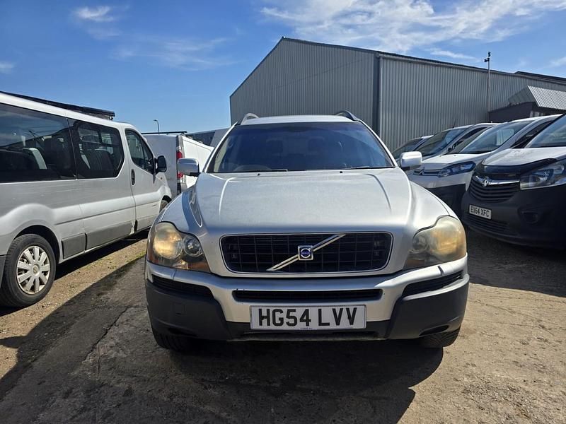 Used Volvo XC90 SE 185 HP (136 kW) 2004 Silver SUV