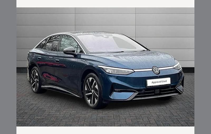 Blue Used 2024 VW ID.7 Pro Hatchback | £30,750 (Good price) - Image 1/3