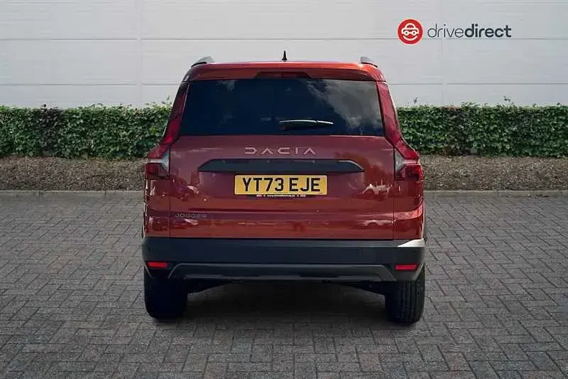Used Dacia Jogger Extreme 110 HP (80 kW) 2023 Brown MPV