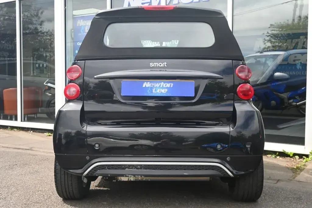 Used Smart ForTwo Cabrio 84 HP (61 kW) 2014 Black Cabriolet