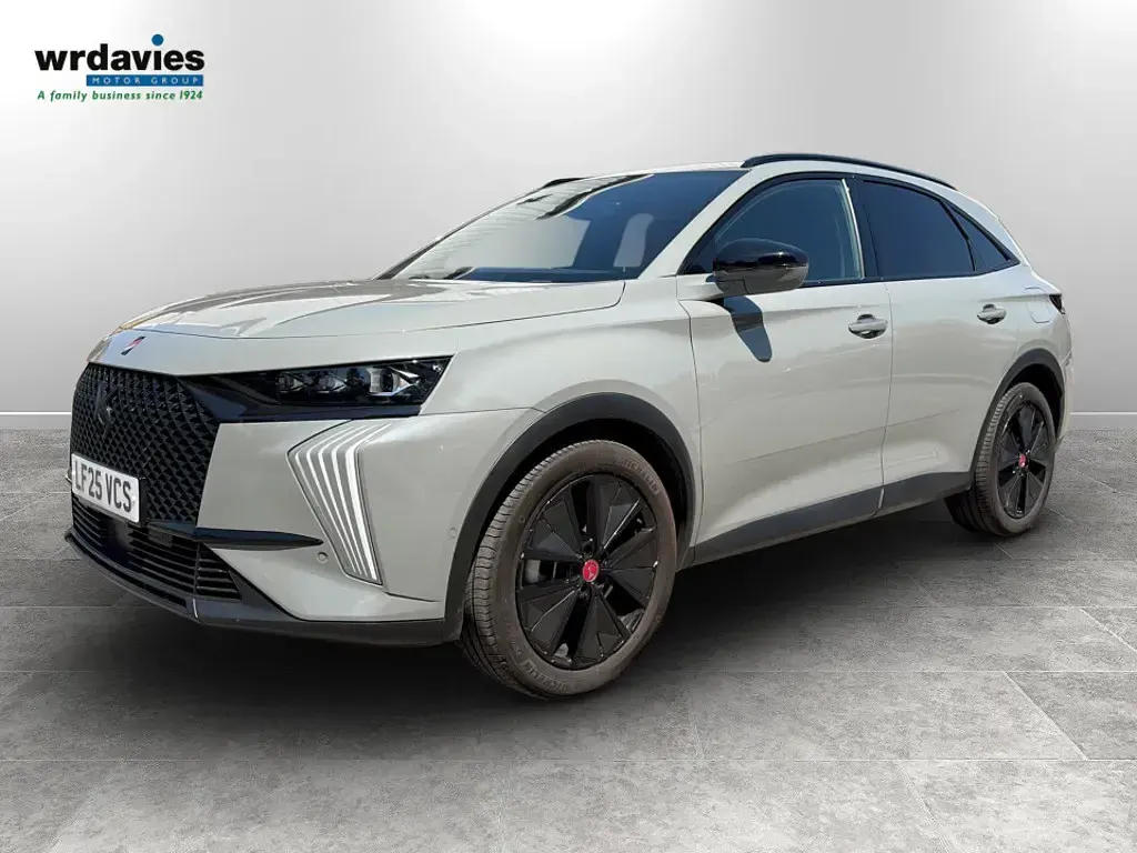 Used DS Automobiles DS7 Crossback Performance Line Plus 2025 Grey SUV