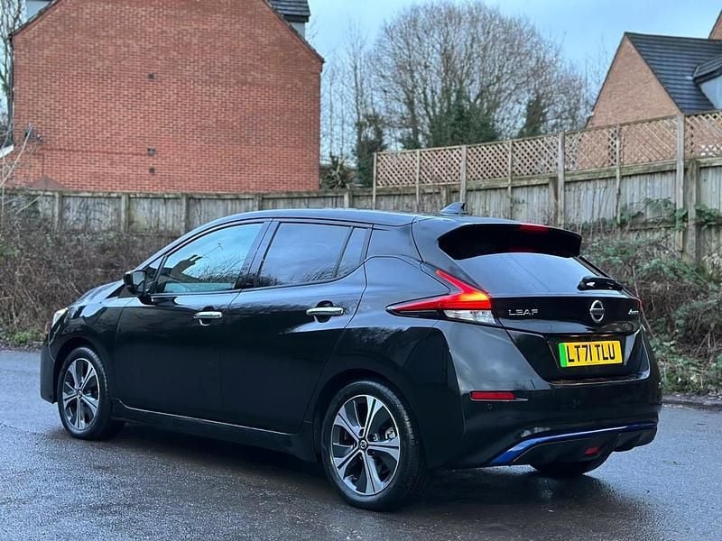 Usado Nissan Leaf Tekna 110 kW (150 HP) 2021 Preto Citadino