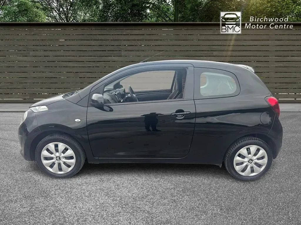 Used Citroën C1 Feel 72 HP (52 kW) 2019 Black Hatchback
