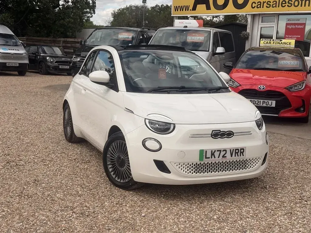 Używany Fiat 500e Icon 86 kW (118 KM) 2022 Biały Kabriolet