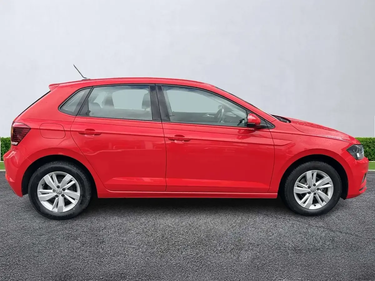 Used VW Polo Edition 95 HP (69 kW) 2019 Red Hatchback